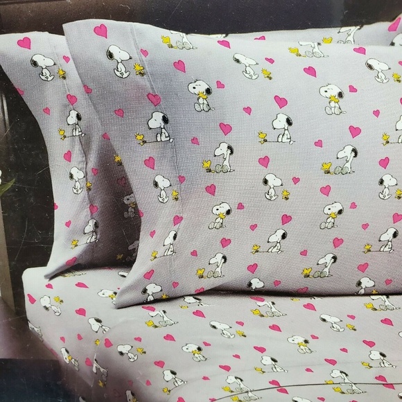 Berkshire Bedding Berkshire Peanuts Queen Sheet Set Snoopy Hearts Poshmark